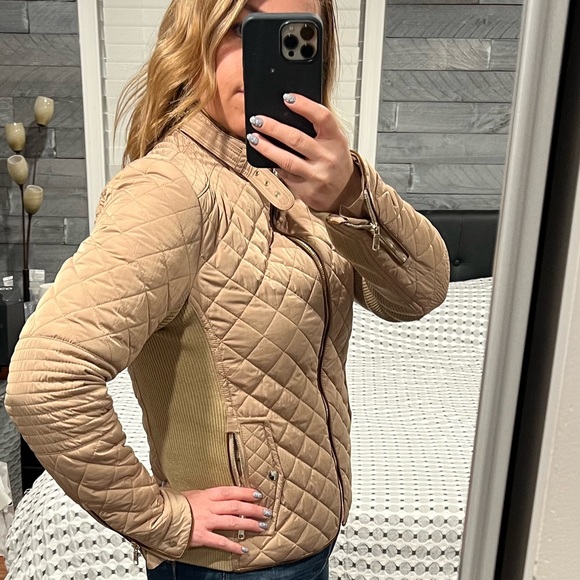 ZARA quilted beige classy coat/ Jacket - Picture 15 of 16
